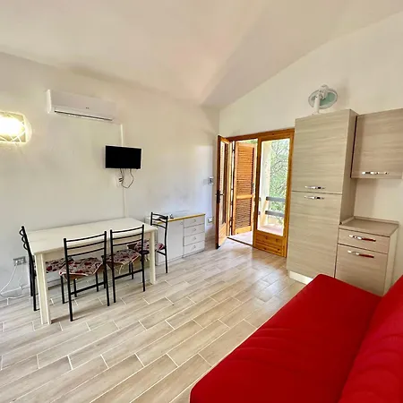 Con Veranda - Zona A 650 Mt Dalla Mare Apartment